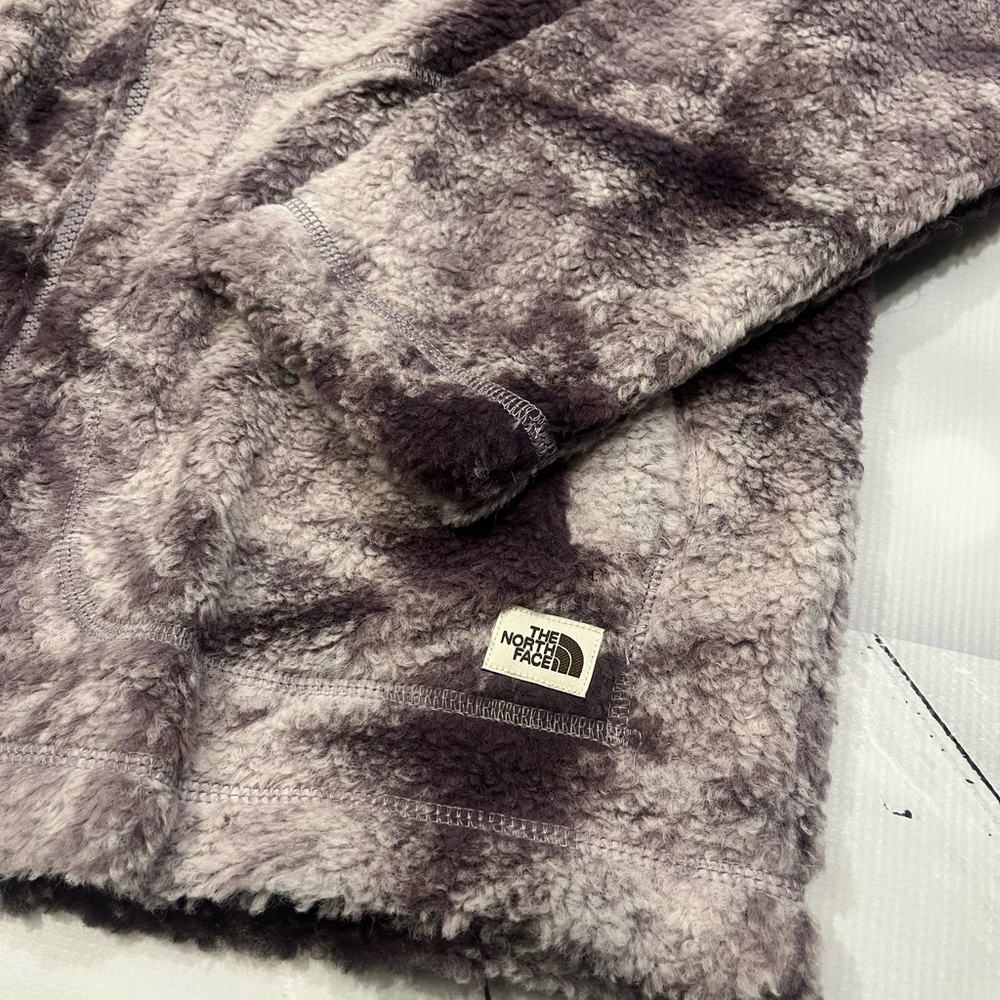 The North Face Tie-Dye Fleece Jacket in Purple - Picture 3 of 9